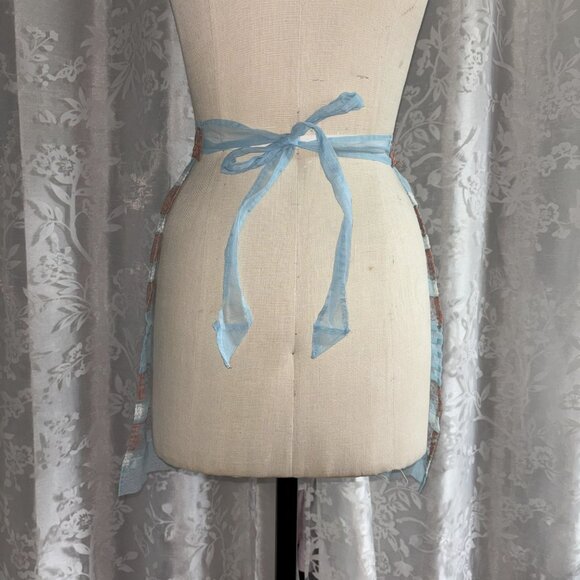 Vintage Style Lace apron - Picture 2 of 2